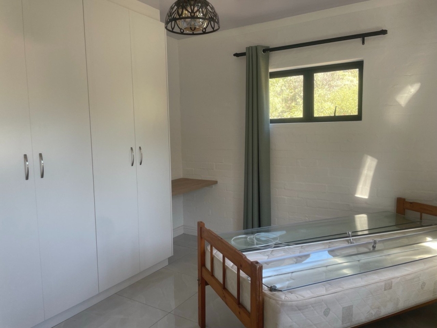 To Let 2 Bedroom Property for Rent in Crofters Valley Western Cape
